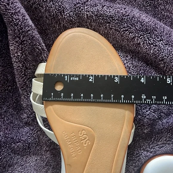 SAS women’s white strappy patent leather Tripad comfort sandals SZ 8.5 WW - Picture 7 of 7